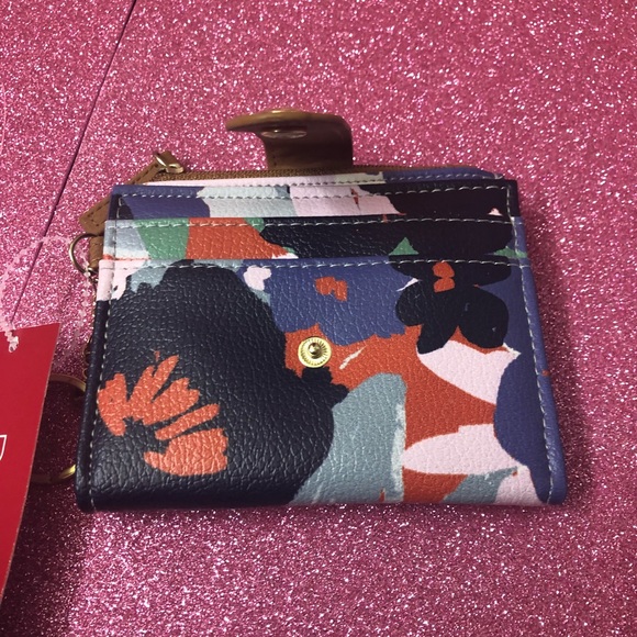 Wallet - Picture 2 of 6